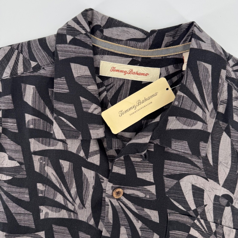 Tommy Bahama Button Front Men Large Black Jetstream Jungle Linen Hawaiian Shirtl